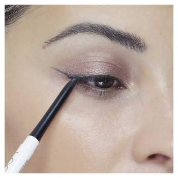 BETER EYELINER CON...